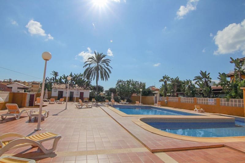 2 sovrum Lägenhet till salu i Calpe / Calp med pool garage - 260 000 € (Ref: 10108937)