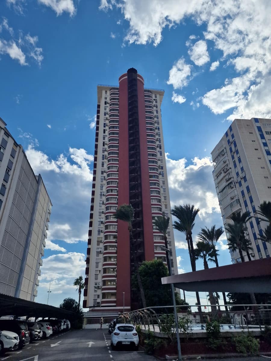 Leilighet til salgs i Benidorm med svømmebasseng garasje - € 284 500 (Ref: 10168229)