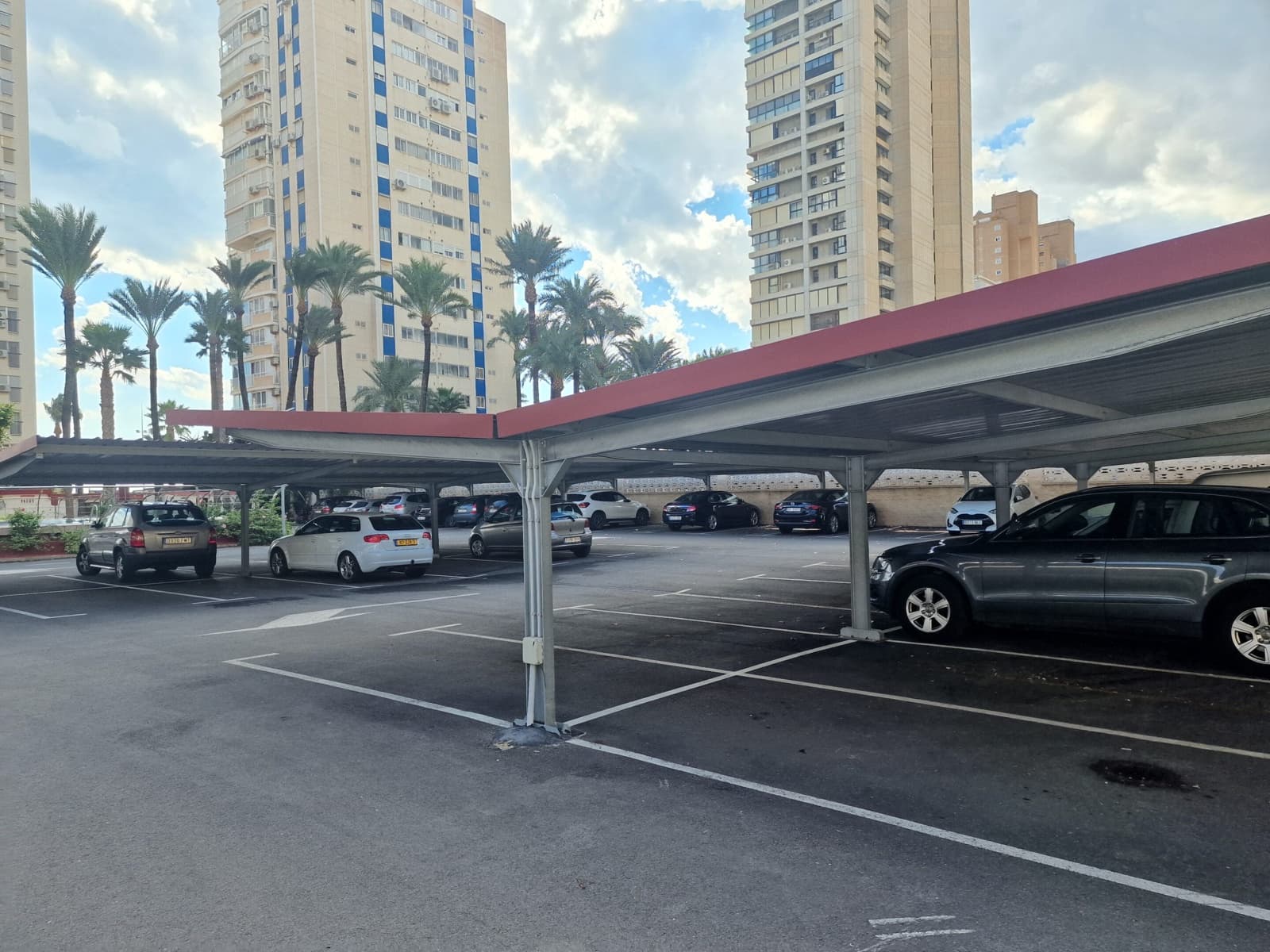 Leilighet til salgs i Benidorm med svømmebasseng garasje - € 284 500 (Ref: 10168229)