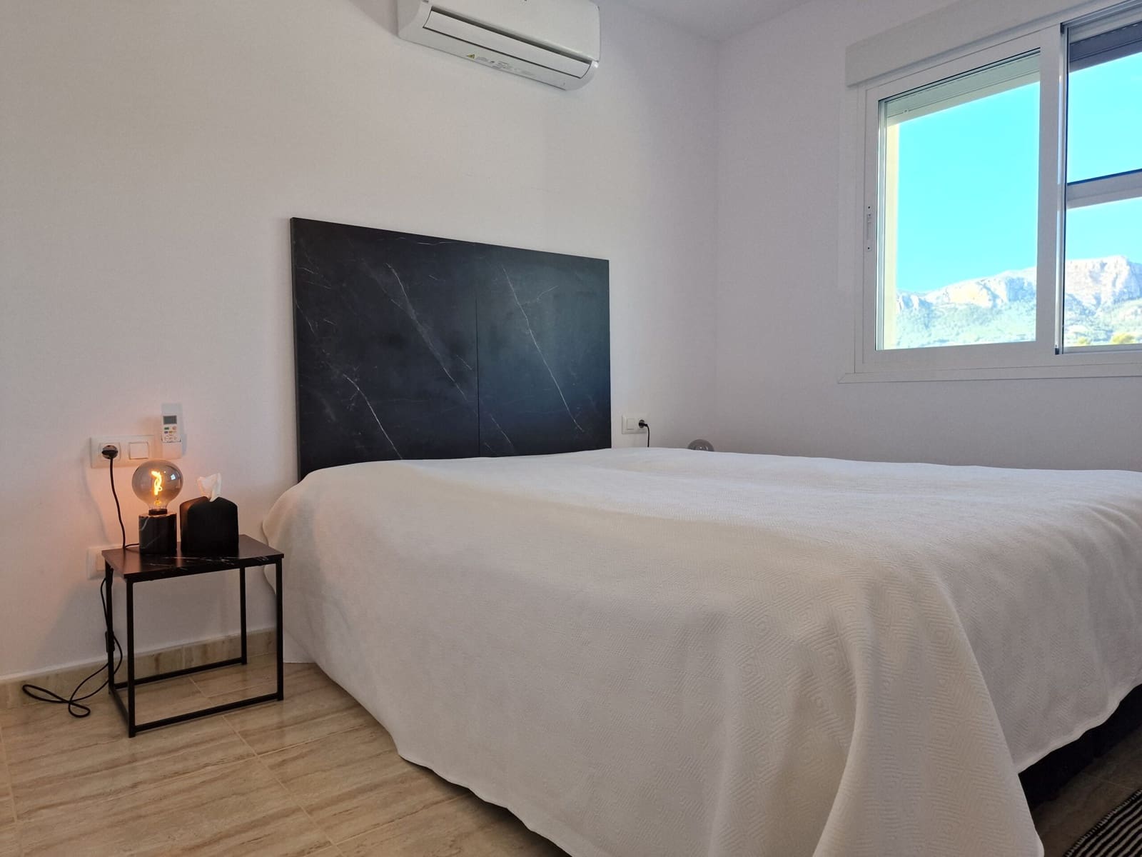 2 soveværelse Semi-Rækkehus til salg i Calpe / Calp med swimmingpool garage - € 335.000 (Ref: 8646839)