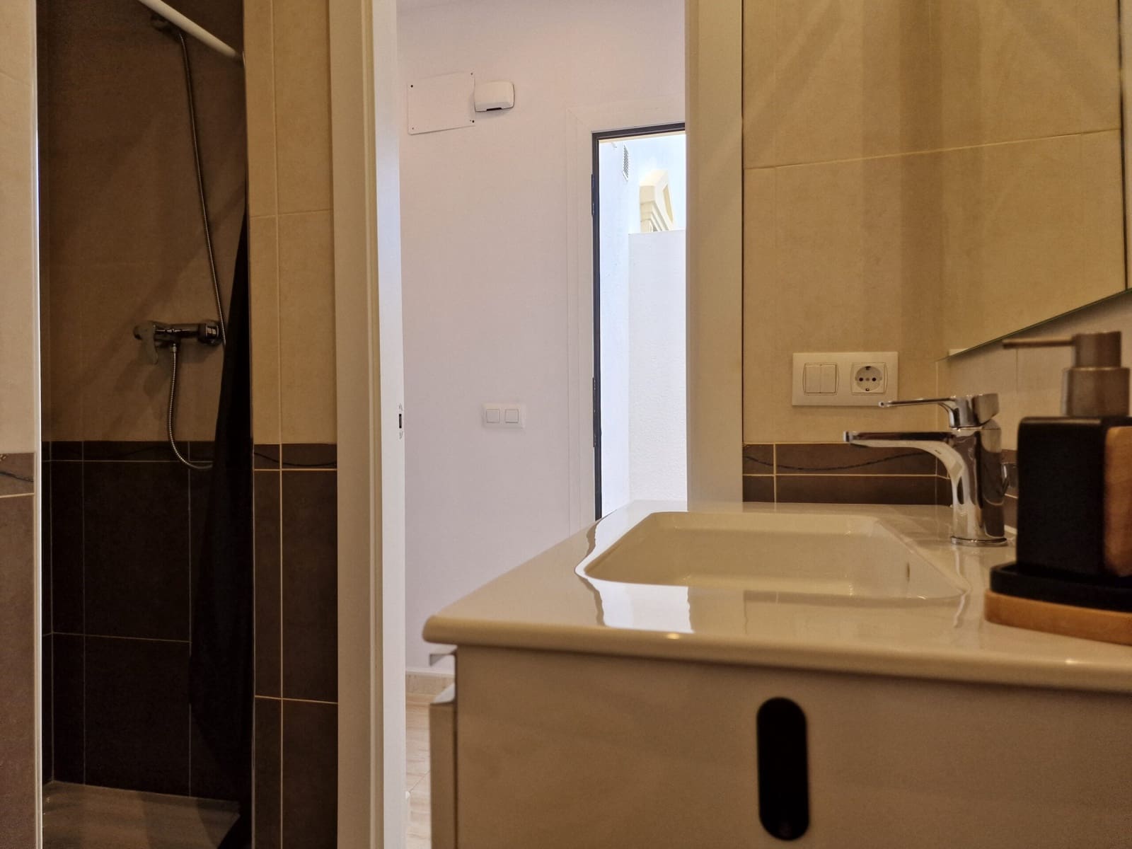 2 soveværelse Semi-Rækkehus til salg i Calpe / Calp med swimmingpool garage - € 335.000 (Ref: 8646839)