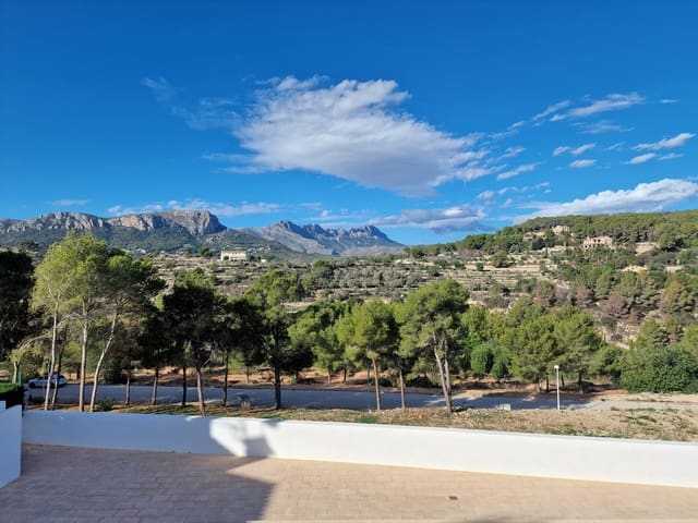 2 makuuhuone Paritalo myytävänä paikassa Calpe / Calp mukana uima-altaan 
autotalli - 335 000 € (Ref: 8646839)