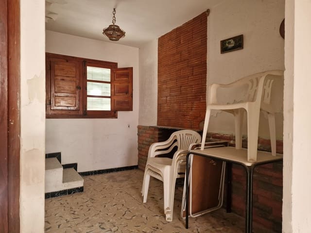 8 bedroom Hotel for sale in Pueblo, Calpe / Calp - € 420,000 (Ref: 8660895)