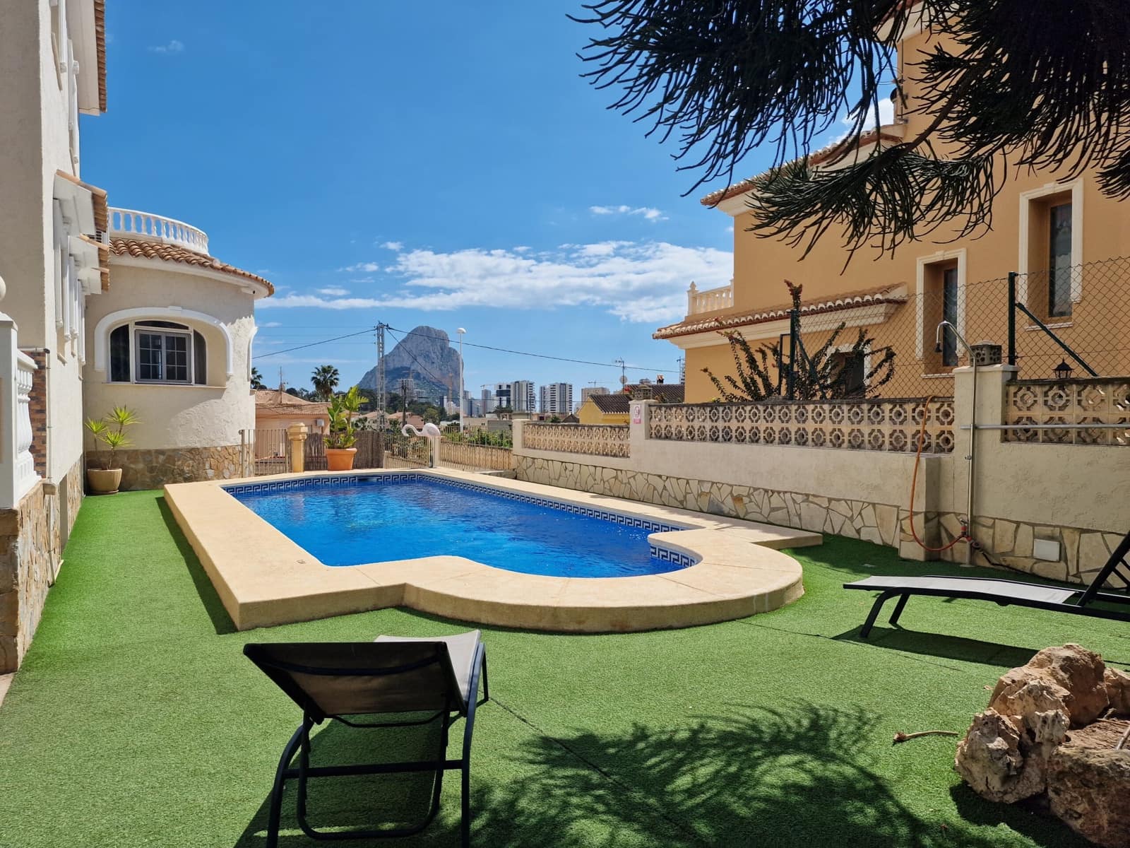 5 soverom Villa til salgs i Calpe / Calp med svømmebasseng garasje - € 675 000 (Ref: 8904995)