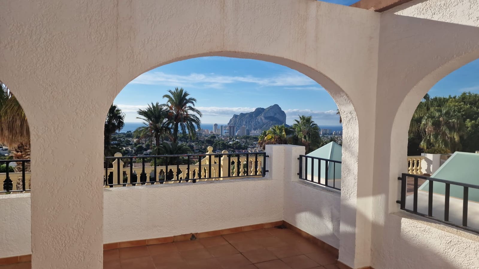 2 Zimmer Apartment zu verkaufen in Calpe / Calp mit Pool Garage - 270.000 € (Ref: 8945948)