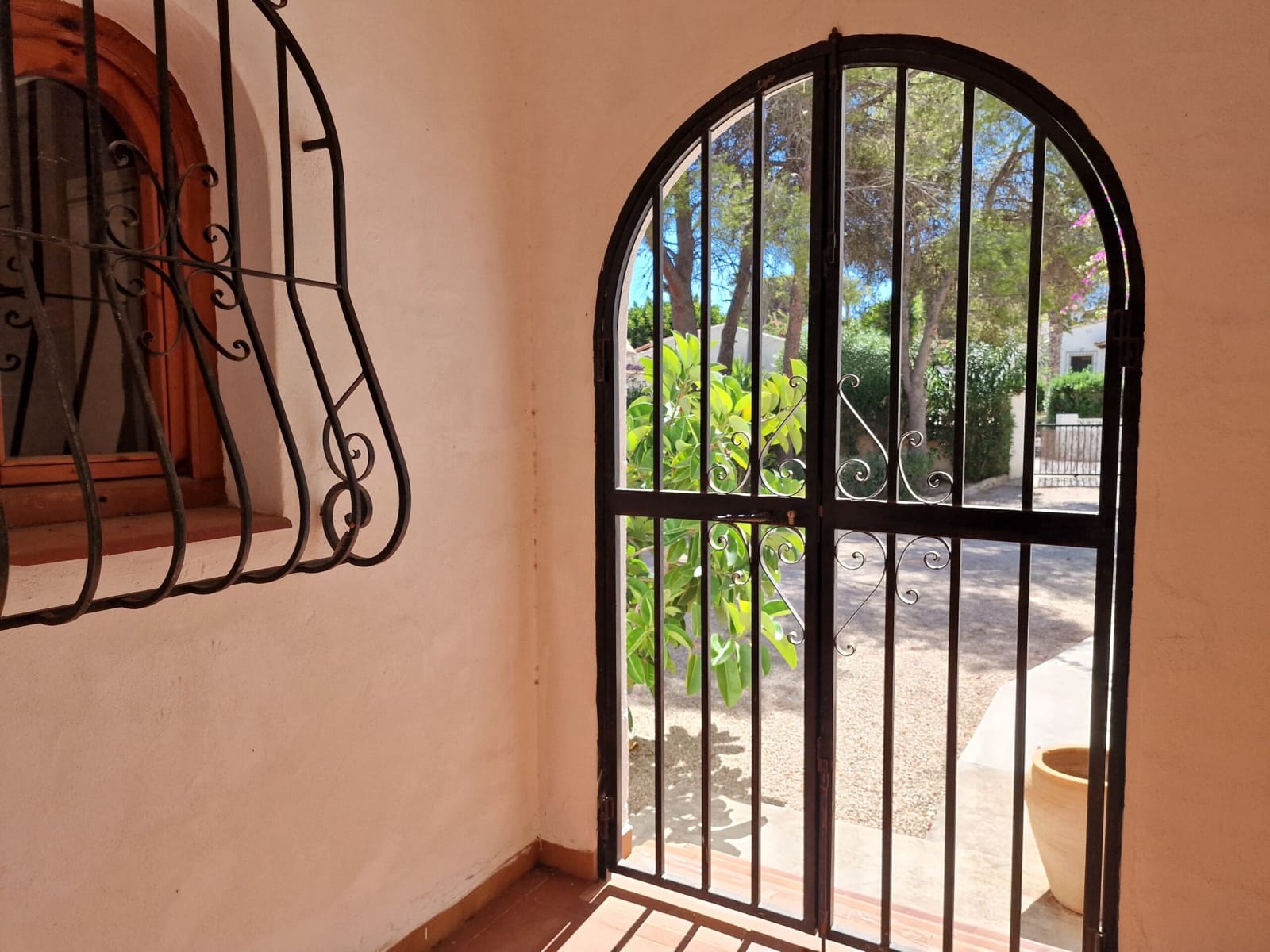 Chalet de 4 habitaciones en Calpe / Calp en venta con piscina - 695.000 € (Ref: 9228280)