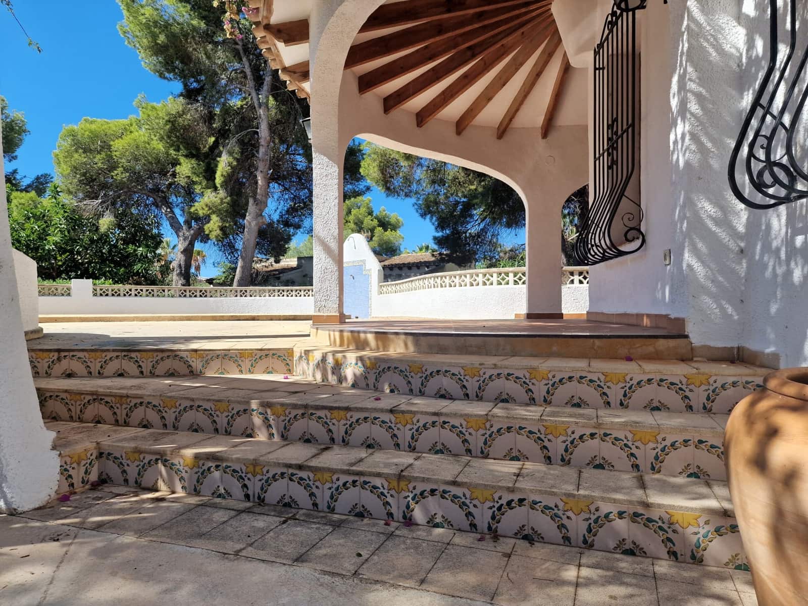 Chalet de 4 habitaciones en Calpe / Calp en venta con piscina - 695.000 € (Ref: 9228280)