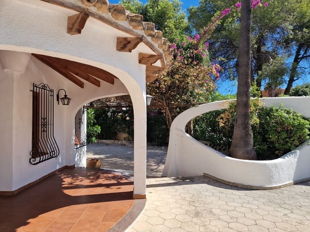 4 camera da letto Villa in vendita in Cometa - Carrió, Calpe / Calp con piscina - 695.000 € (Rif: 9228280)