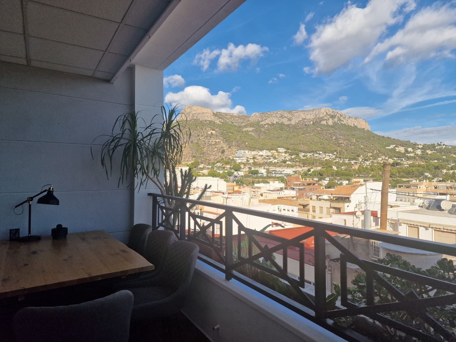 3 makuuhuone Huoneisto myytävänä paikassa Calpe / Calp mukana uima-altaan 
autotalli - 320 000 € (Ref: 9262255)