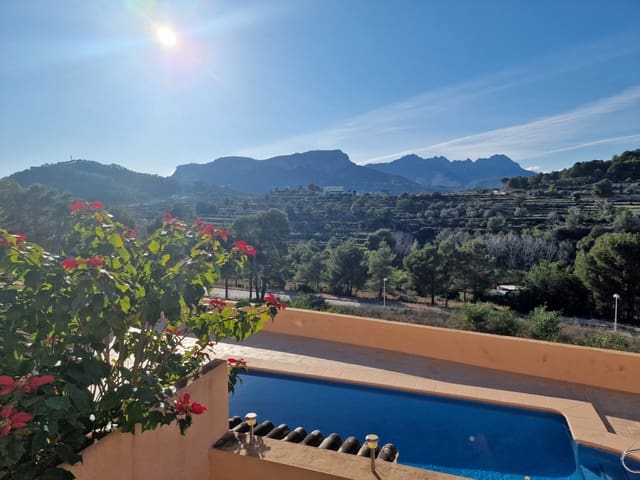2 bedroom Townhouse for sale in Calpe / Calp with pool - € 320,000 (Ref: 9473869)