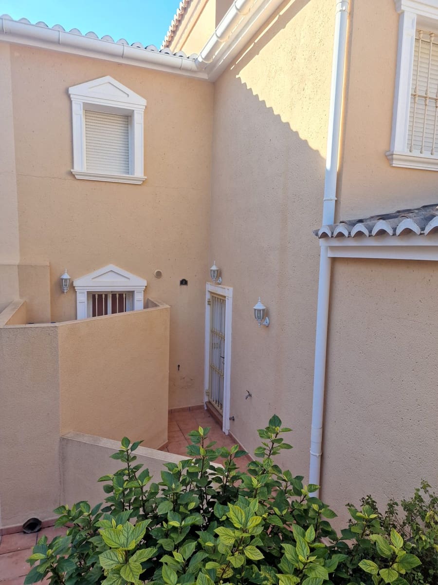2 slaapkamer Huis te koop in Calpe / Calp met zwembad - € 320.000 (Ref: 9473869)