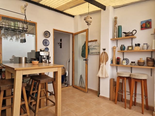 4 sovrum Hus till salu i Pueblo, Calpe / Calp - 260 000 € (Ref: 9481891)