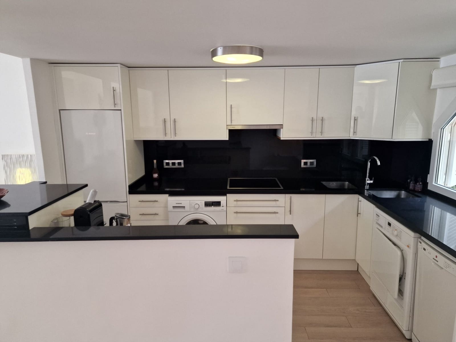 2 soveværelse Lejlighed til salg i Calpe / Calp - € 450.000 (Ref: 9554635)