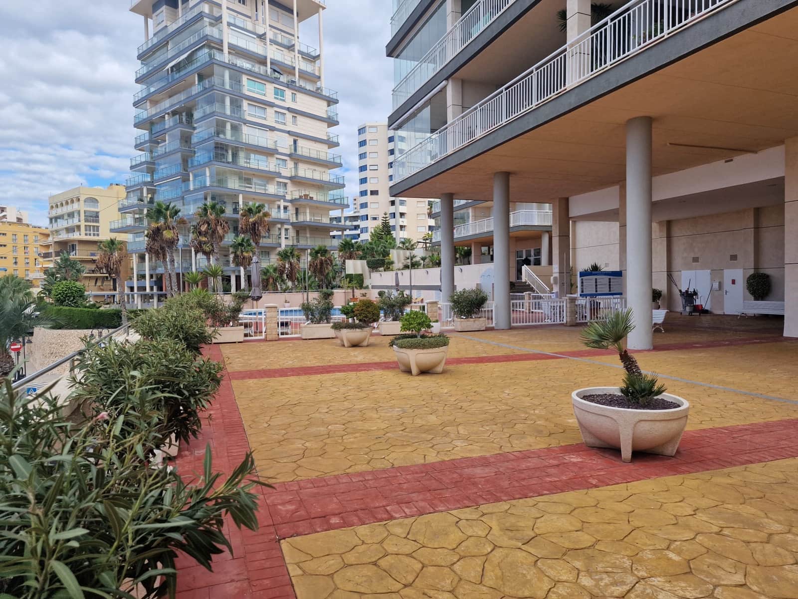 4 sovrum Lägenhet till salu i Calpe / Calp med pool - 1 900 000 € (Ref: 9601039)