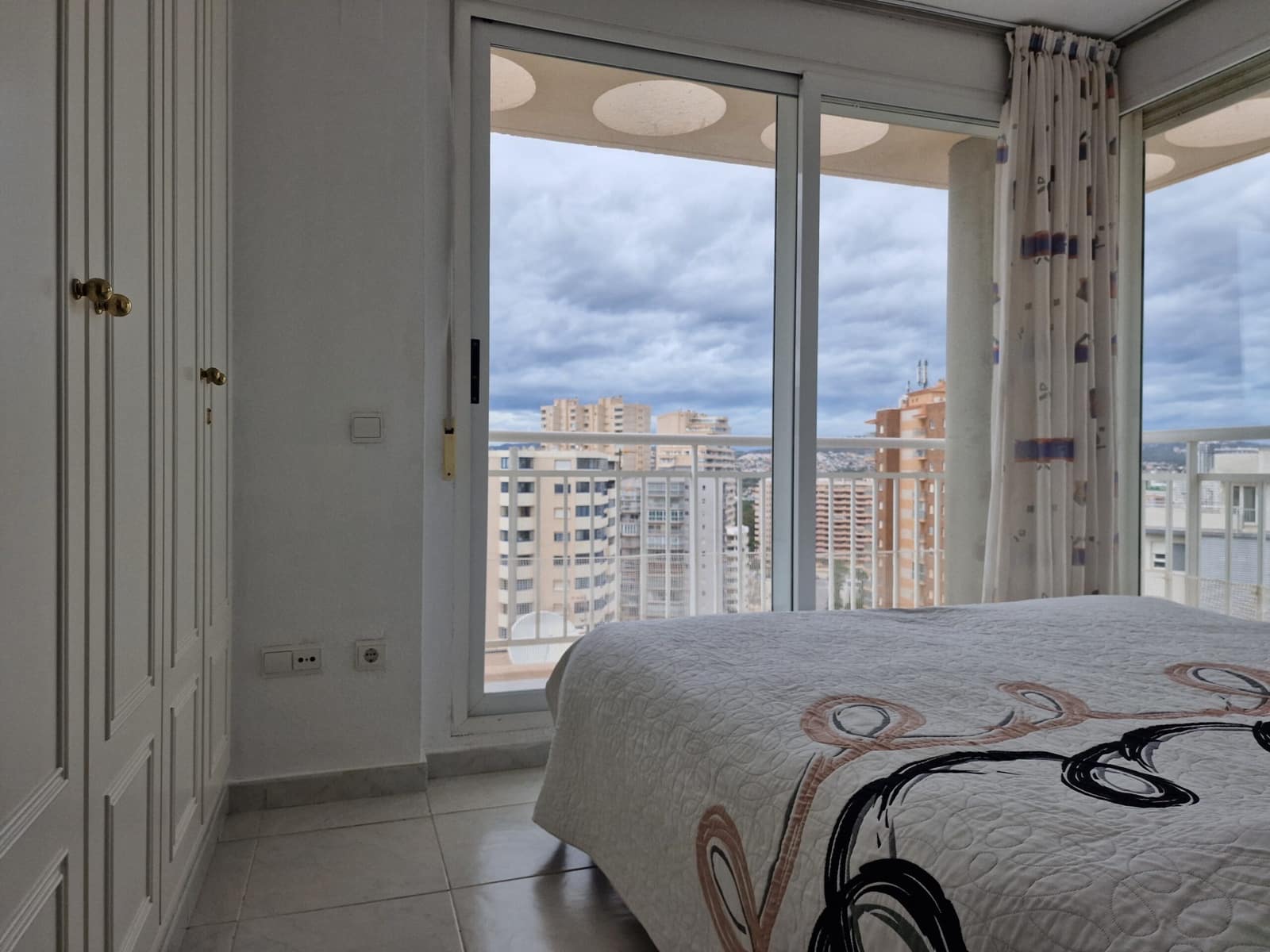 3 soveværelse Lejlighed til salg i Calpe / Calp med swimmingpool - € 950.000 (Ref: 9601040)