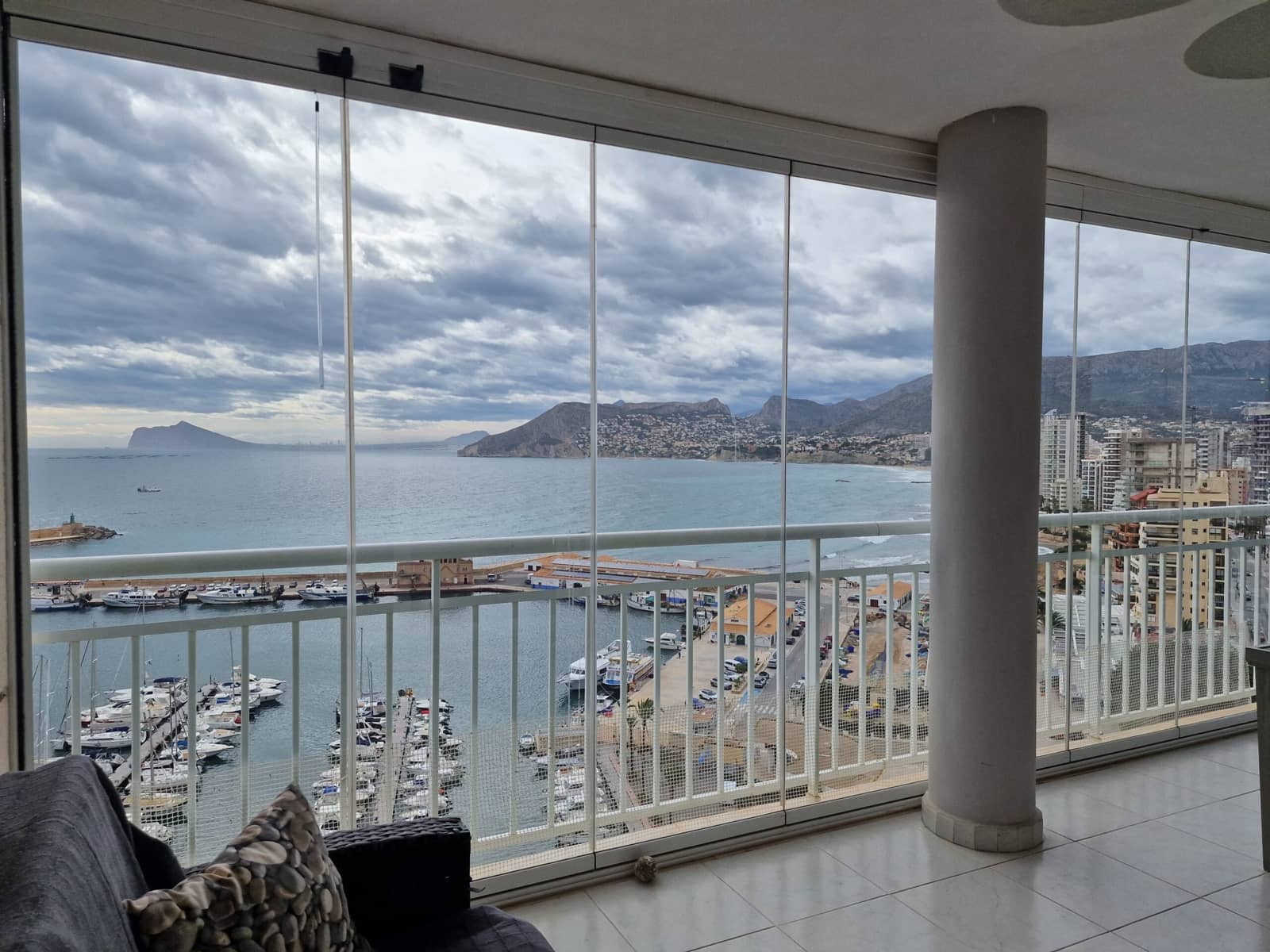 3 soveværelse Lejlighed til salg i Calpe / Calp med swimmingpool - € 950.000 (Ref: 9601040)