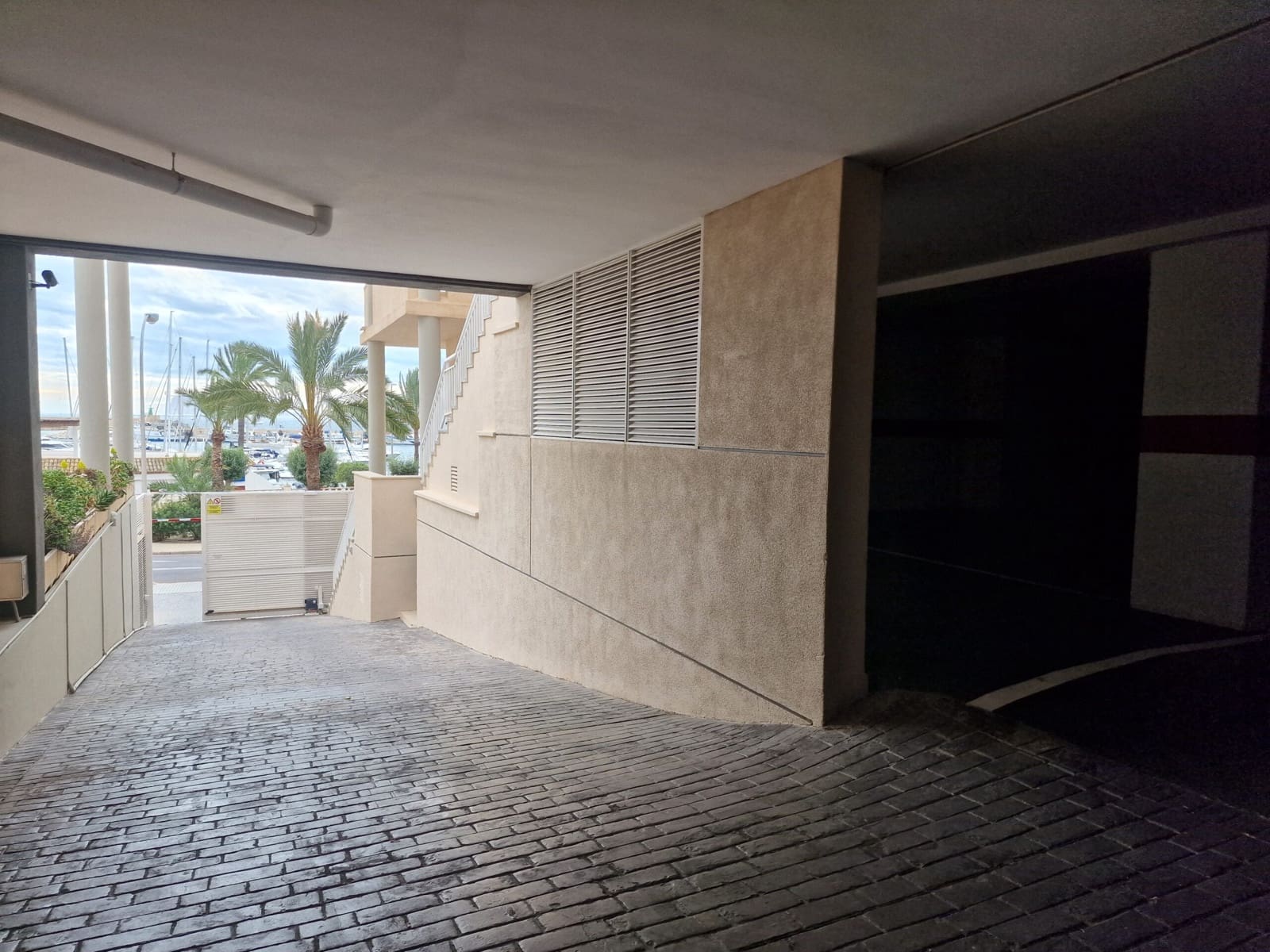 3 soveværelse Lejlighed til salg i Calpe / Calp med swimmingpool - € 950.000 (Ref: 9601040)