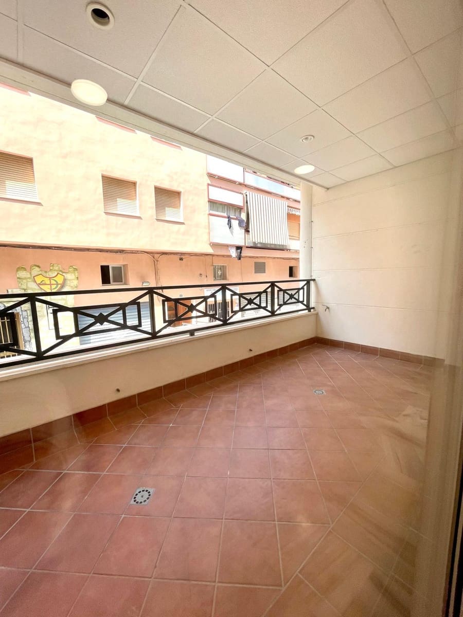 4 bedroom Apartment for sale in Calpe / Calp with pool - € 245,000 (Ref: 9614776)