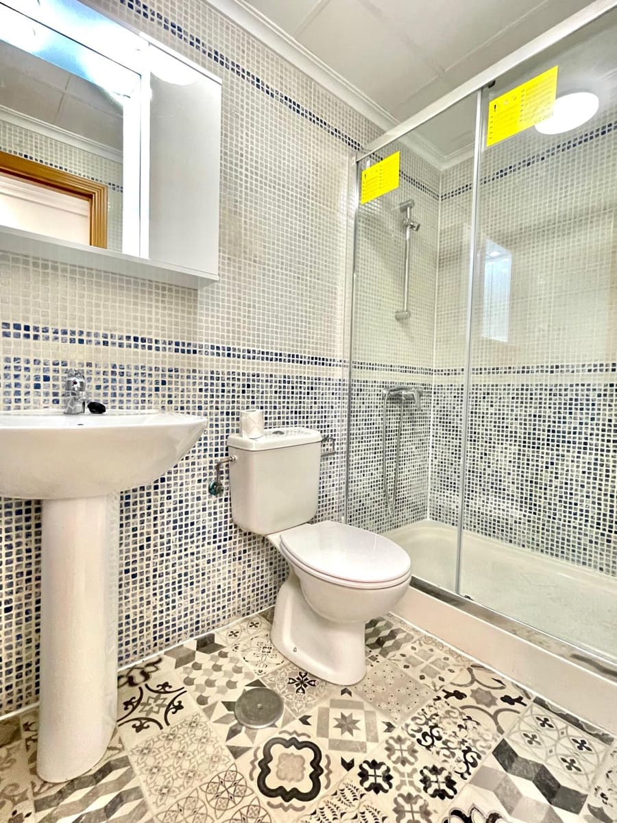 4 bedroom Apartment for sale in Calpe / Calp with pool - € 245,000 (Ref: 9614776)