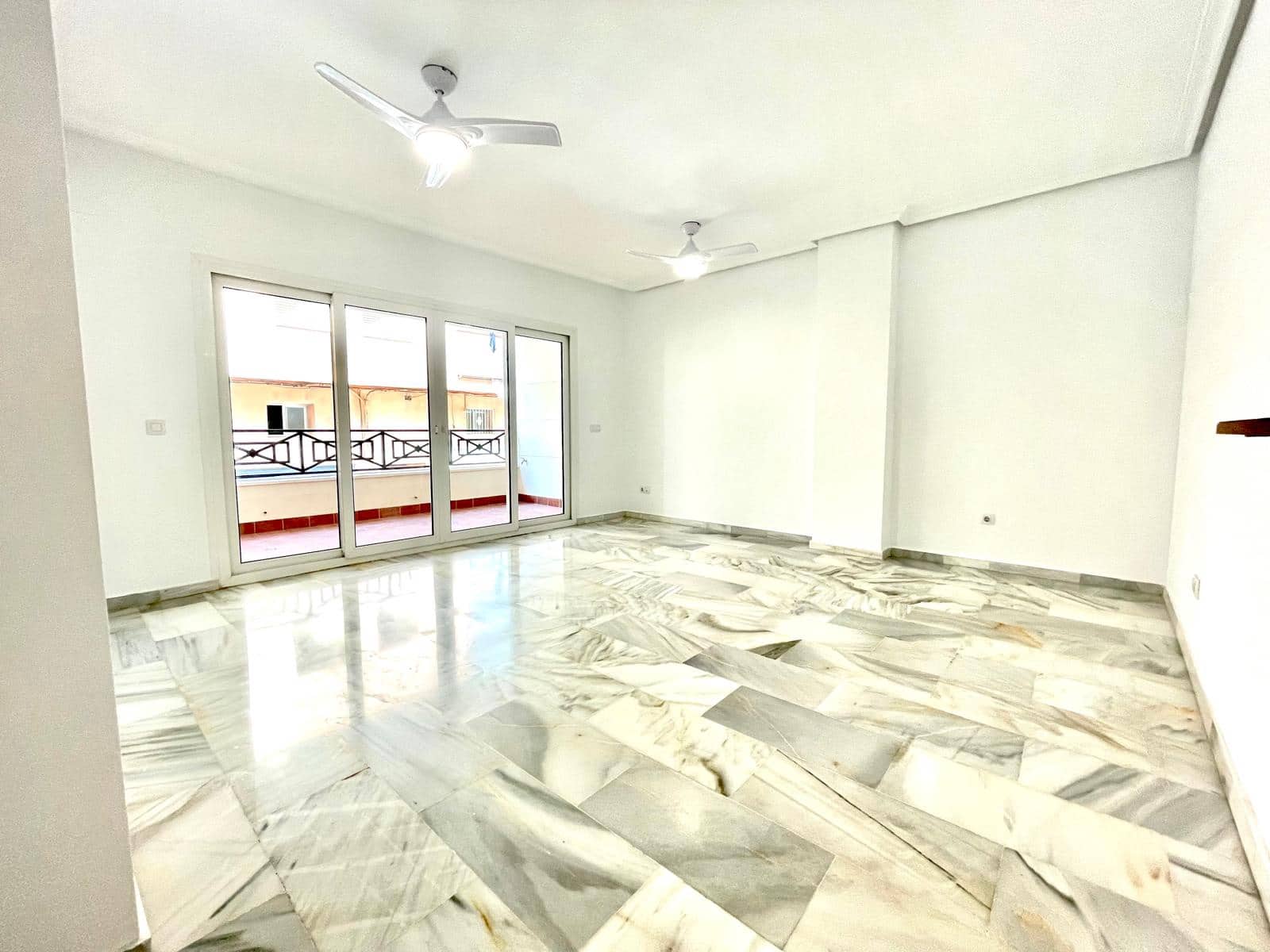 4 bedroom Apartment for sale in Calpe / Calp with pool - € 245,000 (Ref: 9614776)