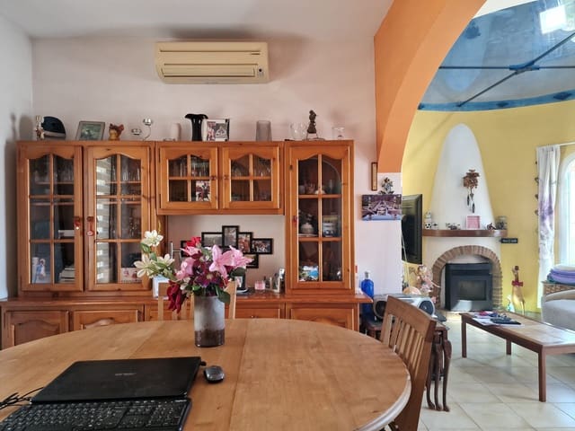 2 soveværelse Villa til salg i Cometa - Carrió, Calpe / Calp med swimmingpool garage - € 399.000 (Ref: 9686100)