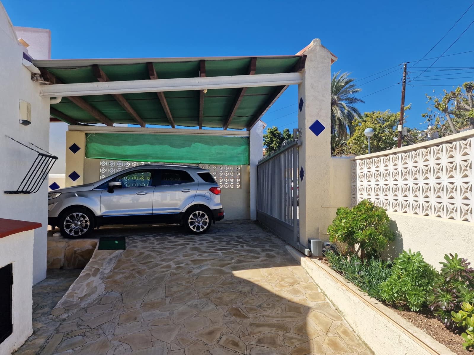 2 soveværelse Villa til salg i Calpe / Calp med swimmingpool garage - € 399.000 (Ref: 9686100)