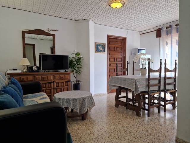 2 bedroom Apartment for sale in Levante - Playa Fossa, Calpe / Calp with garage - € 199,000 (Ref: 9744054)