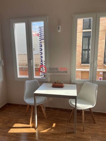 1 bedroom Apartment for sale in Cabanyal-Canyamelar, Valencia city - € 300,000 (Ref: 10026230)