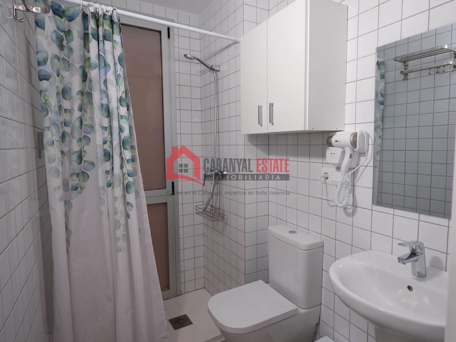 1 sypialnia Penthouse do wynajęcia w Miasto Walencja - 1 300 € (Ref: 10041768)