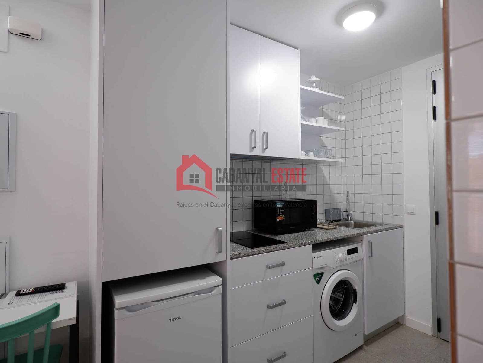 1 sypialnia Penthouse do wynajęcia w Miasto Walencja - 1 300 € (Ref: 10041768)