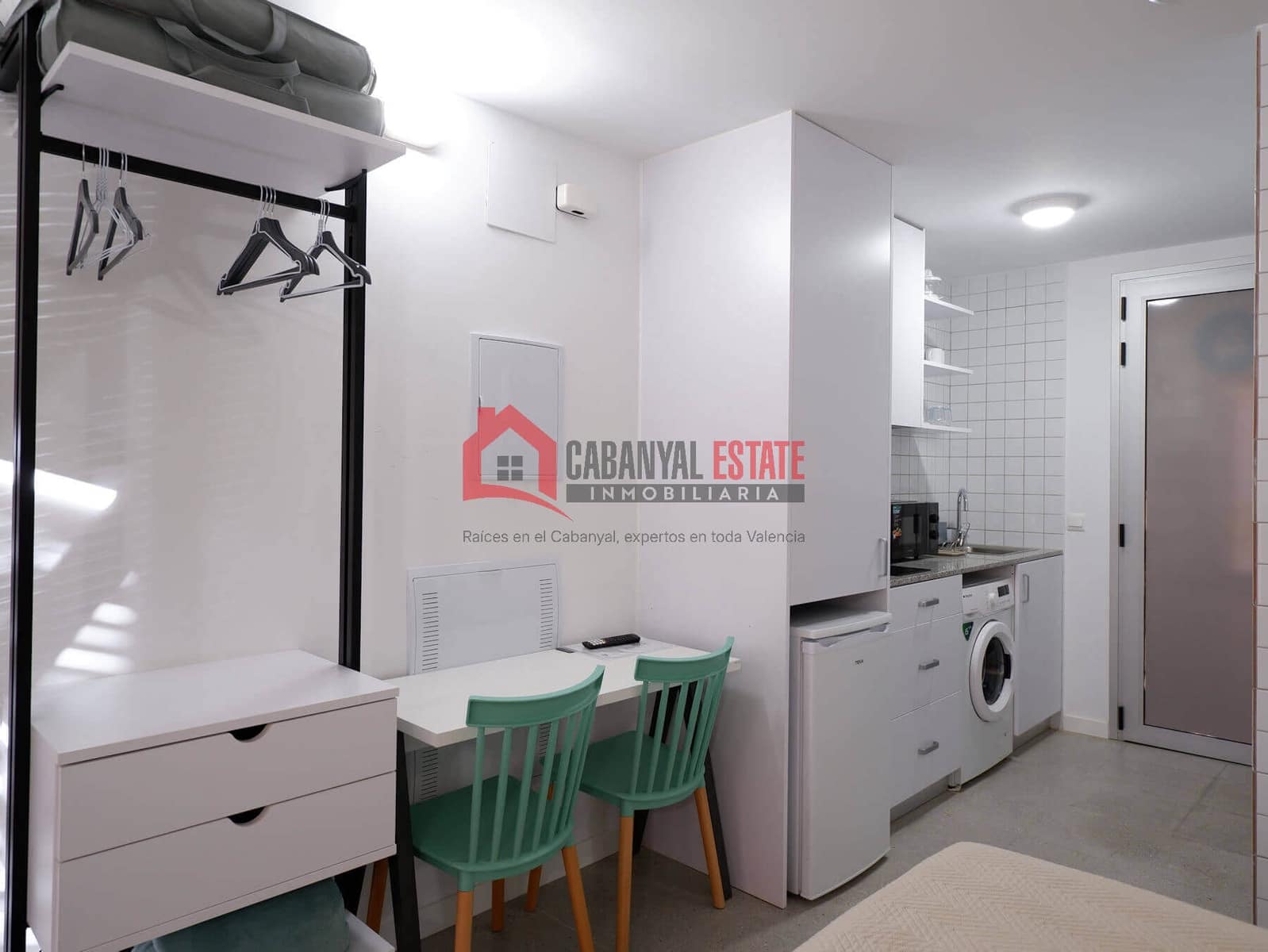 1 sypialnia Penthouse do wynajęcia w Miasto Walencja - 1 300 € (Ref: 10041768)