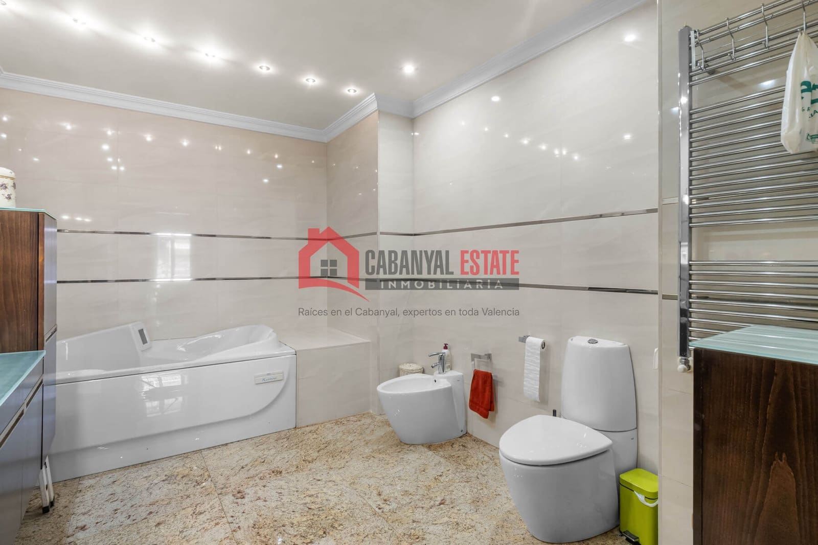 Piso de 4 habitaciones en Sagunto / Sagunt en venta con garaje - 619.500 € (Ref: 10065517)