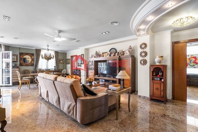 Piso de 4 habitaciones en Sagunto / Sagunt en venta con garaje - 619.500 € (Ref: 10065517)