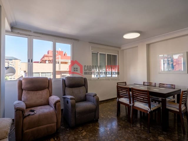3 soveværelse Lejlighed til salg i Cabanyal-Canyamelar, Valencia by - € 325.000 (Ref: 10147484)