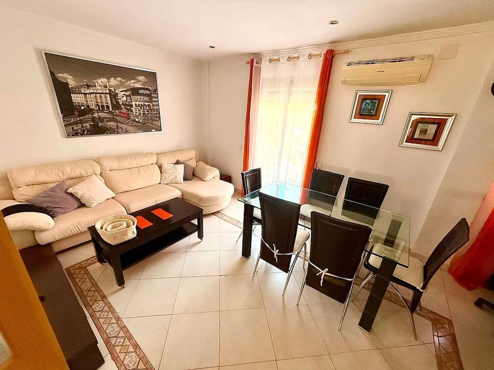 3 slaapkamer Flat te koop in Valencia stad - € 190.000 (Ref: 10148261)