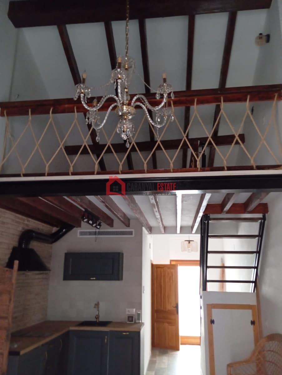 1 bedroom Apartment for sale in CabanyalCanyamelar, Valencia city €