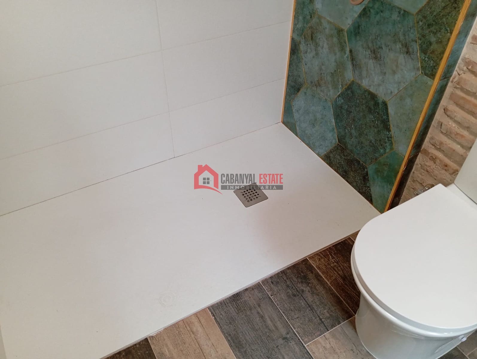 1 bedroom Apartment for sale in CabanyalCanyamelar, Valencia city €