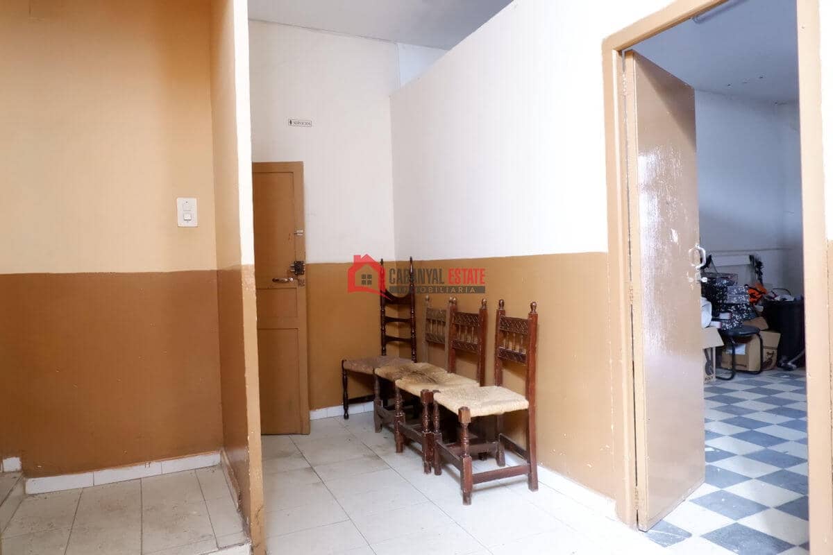 4 bedroom Terraced Villa for sale in Valencia city - € 380,000 (Ref: 8114323)