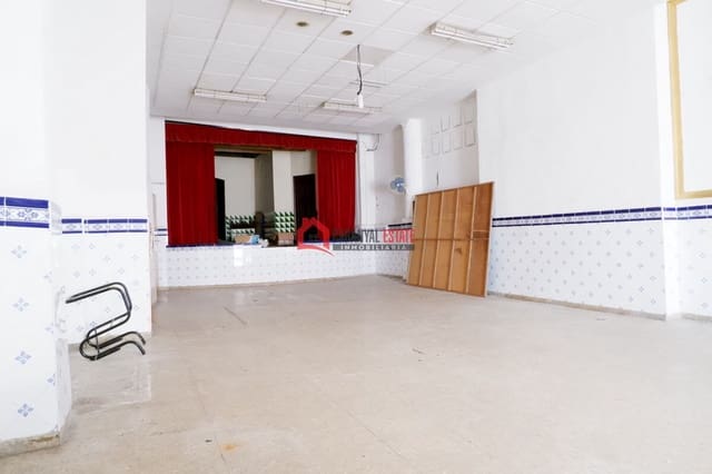 4 bedroom Terraced Villa for sale in Cabanyal-Canyamelar, Valencia city - € 380,000 (Ref: 8114323)