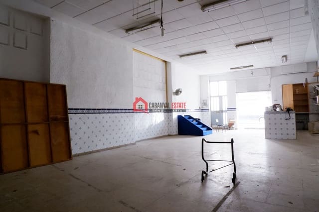 4 bedroom Terraced Villa for sale in Cabanyal-Canyamelar, Valencia city - € 380,000 (Ref: 8114323)