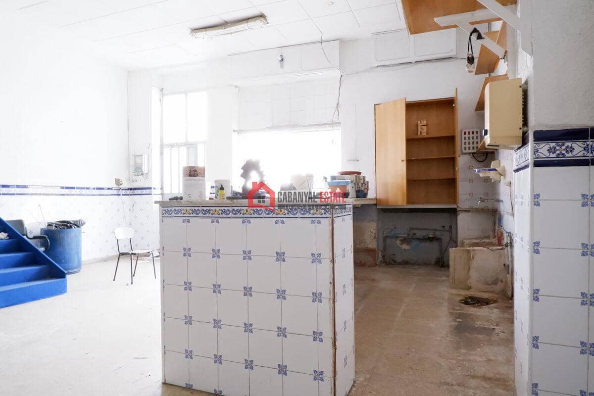 4 bedroom Terraced Villa for sale in Valencia city - € 380,000 (Ref: 8114323)