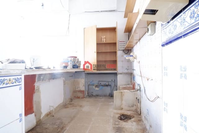 4 bedroom Terraced Villa for sale in Cabanyal-Canyamelar, Valencia city - € 380,000 (Ref: 8114323)