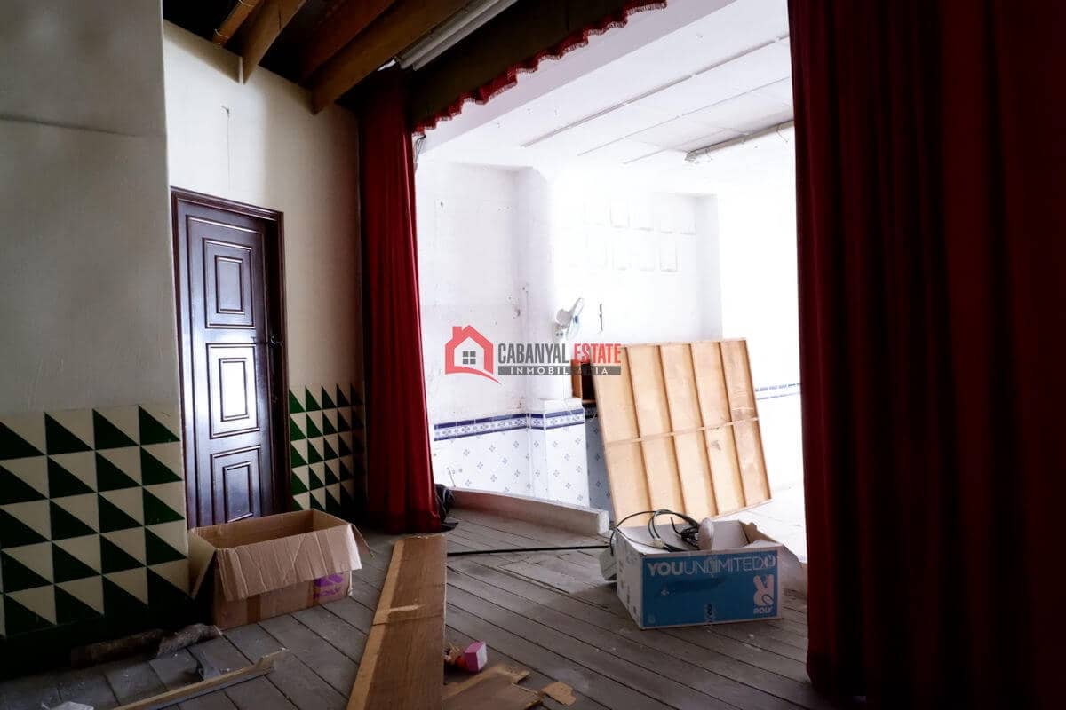 4 bedroom Terraced Villa for sale in Valencia city - € 380,000 (Ref: 8114323)