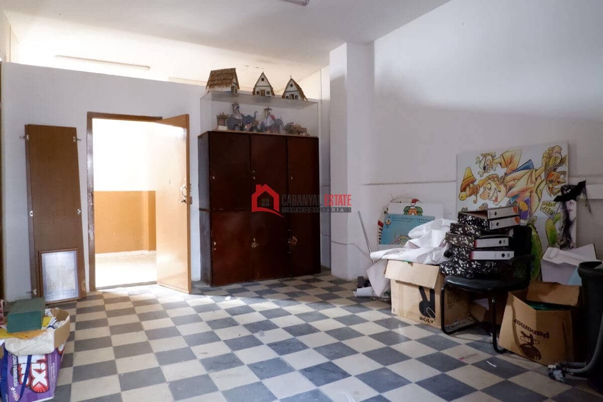 4 bedroom Terraced Villa for sale in Valencia city - € 380,000 (Ref: 8114323)