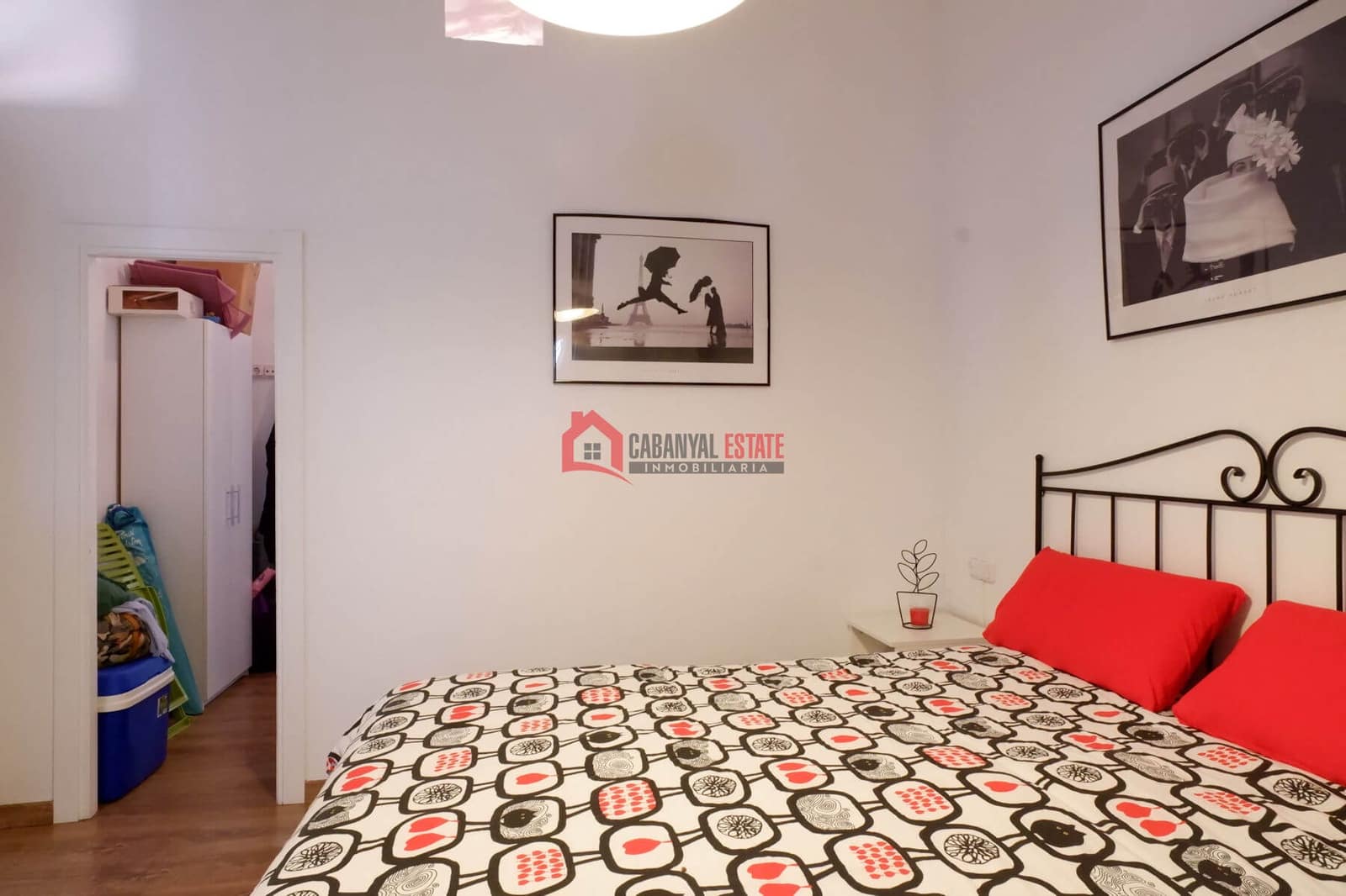 4 bedroom Apartment for sale in Valencia city - € 400,000 (Ref: 8121246)