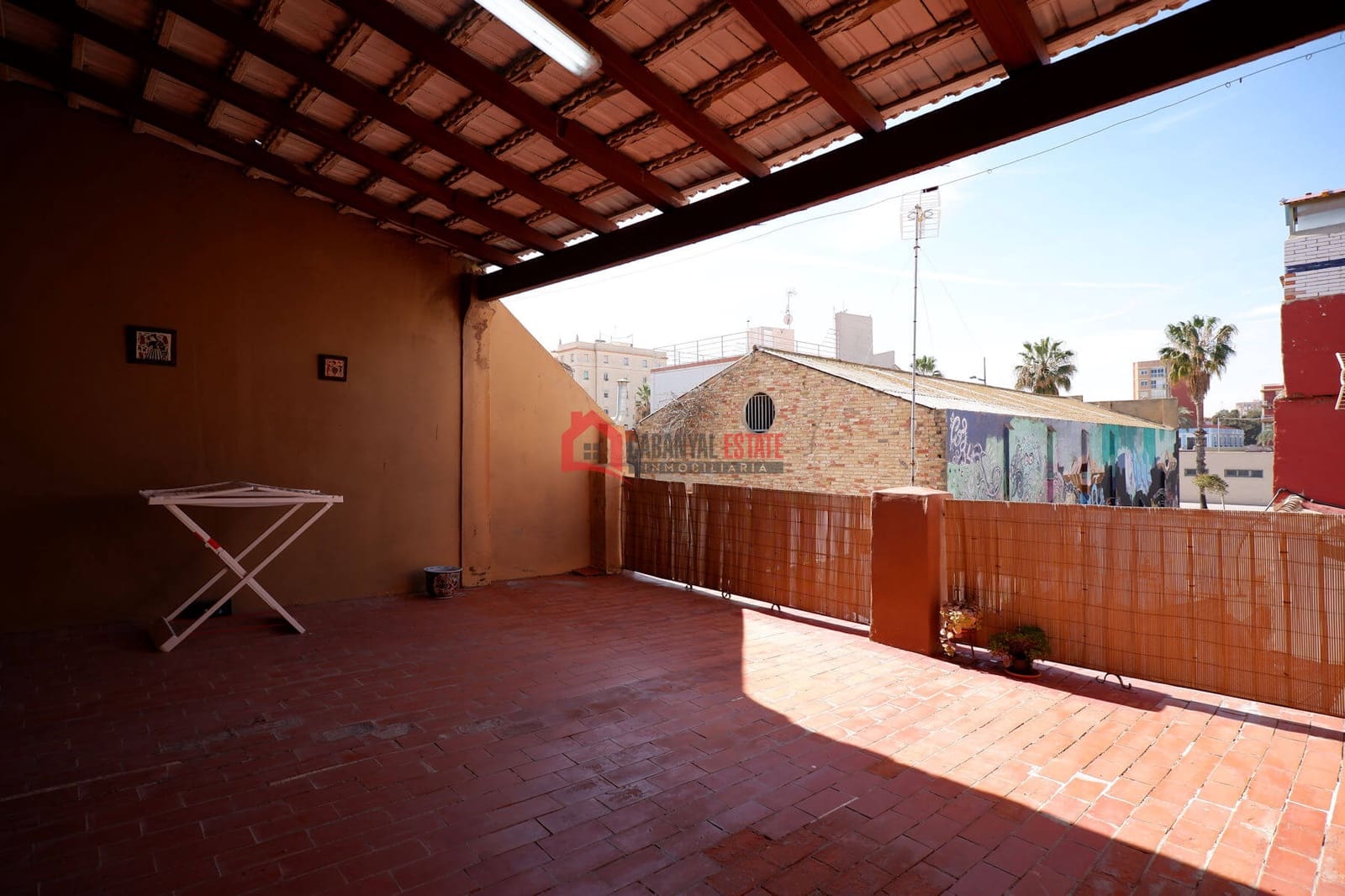 4 bedroom Apartment for sale in Valencia city - € 400,000 (Ref: 8121246)