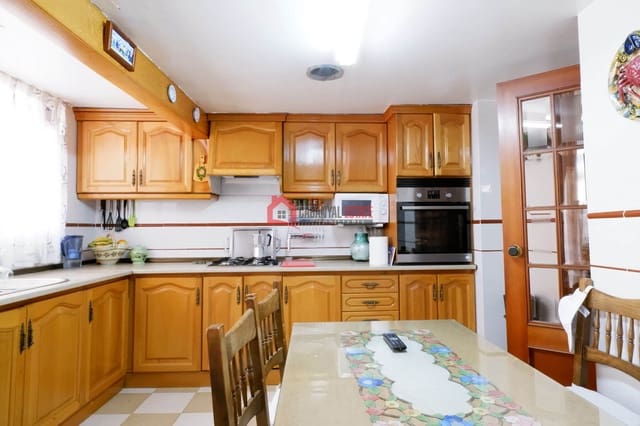6 slaapkamer Commercieel te koop in Cabanyal-Canyamelar, Valencia stad - € 790.000 (Ref: 8244644)