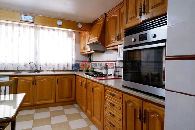 6 slaapkamer Commercieel te koop in Cabanyal-Canyamelar, Valencia stad - € 790.000 (Ref: 8244644)