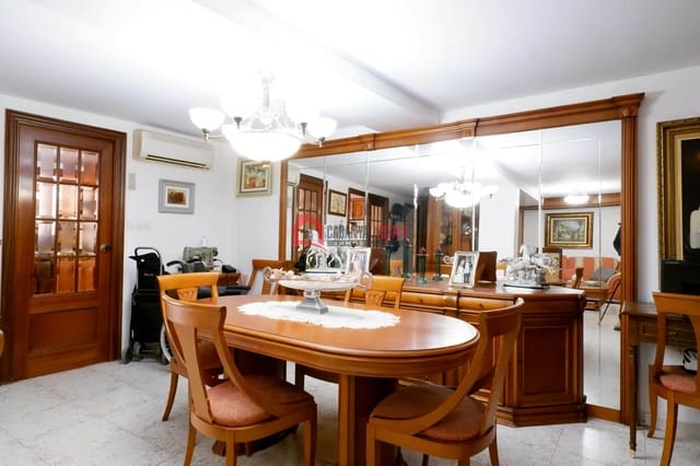 6 slaapkamer Commercieel te koop in Cabanyal-Canyamelar, Valencia stad - € 790.000 (Ref: 8244644)