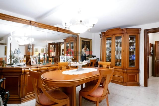 6 slaapkamer Commercieel te koop in Cabanyal-Canyamelar, Valencia stad - € 790.000 (Ref: 8244644)